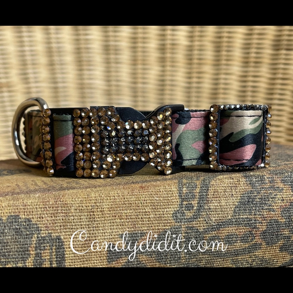 NWT Bougie Bling Brown Camouflage Star Candy Did It! Dog Collar Size Medium